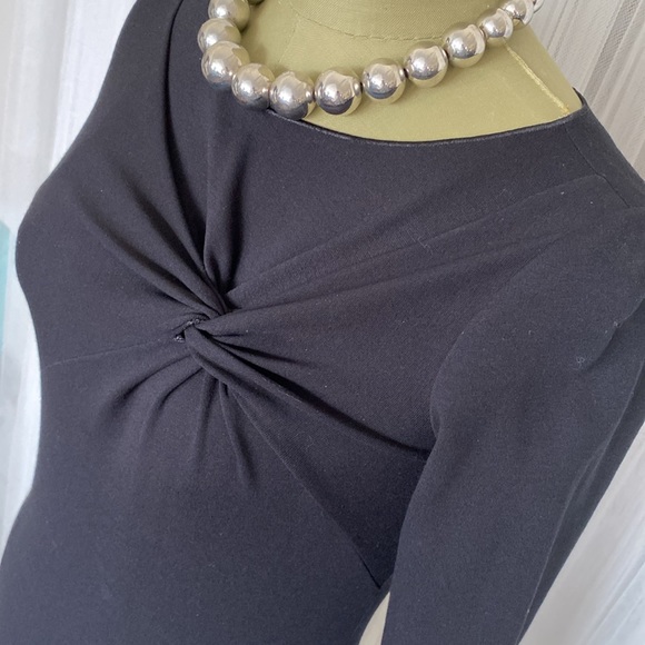 REDUCED!!!Emporio Armani, High Quality LBD Classic! Size 4 (40) - Picture 14 of 17